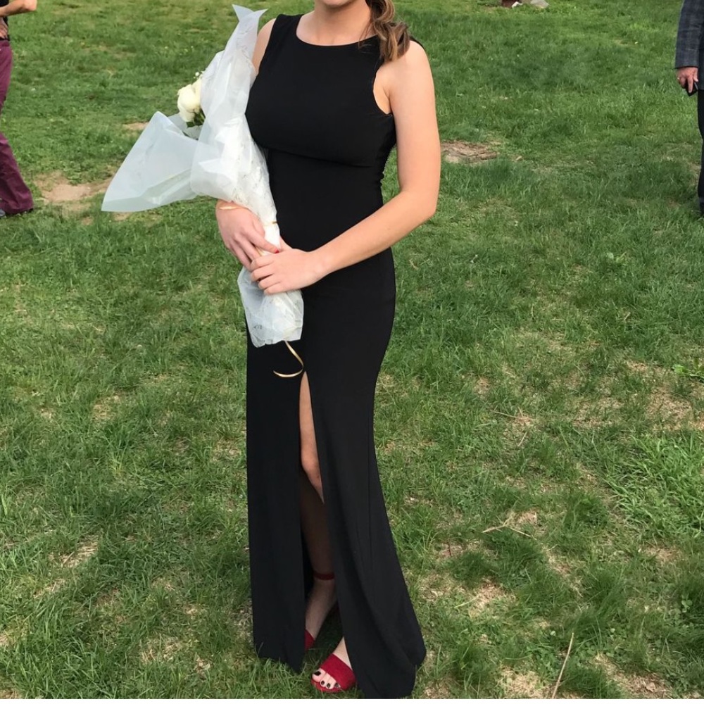 BLACK PROM DRESS WITH SLIT AND BEADING DETAIL SIZE 5/6